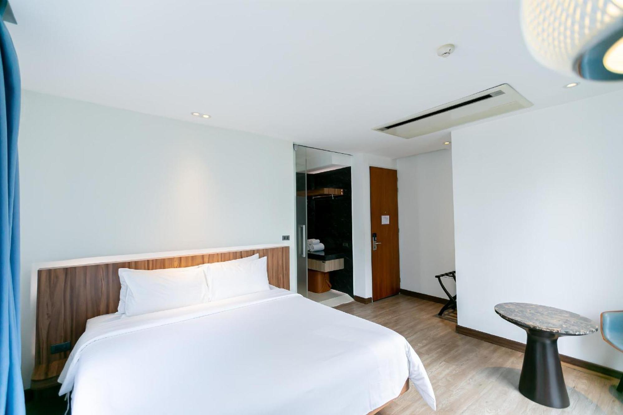 Uno Express Hotel Bangkok Luaran gambar