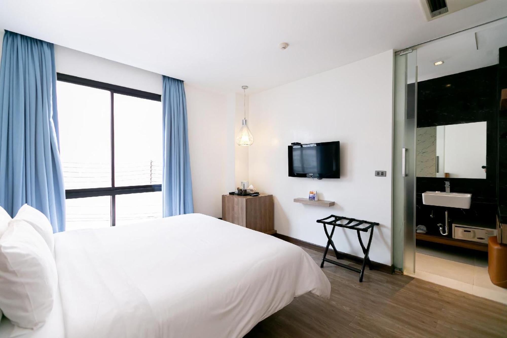 Uno Express Hotel Bangkok Luaran gambar